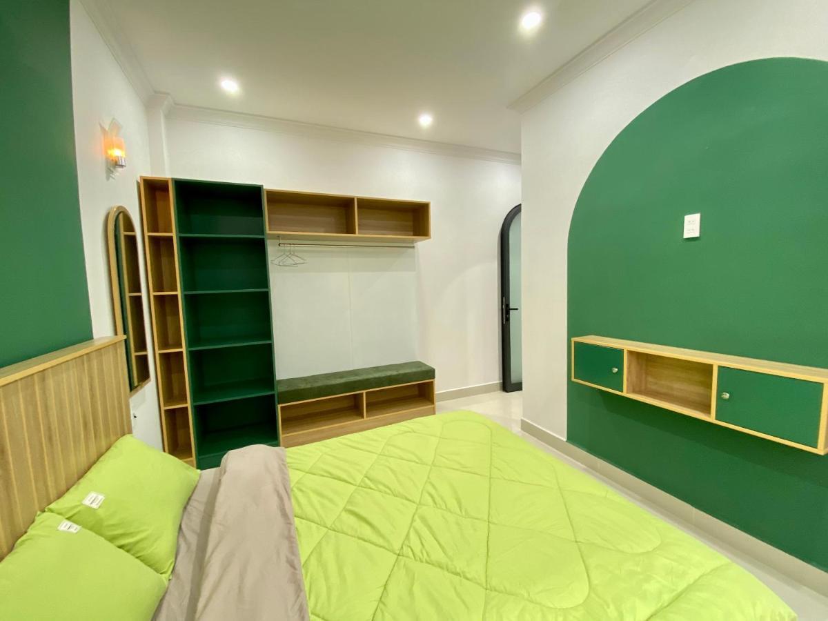 Sam Lam House - *